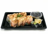 SEARED SALMON ROLL